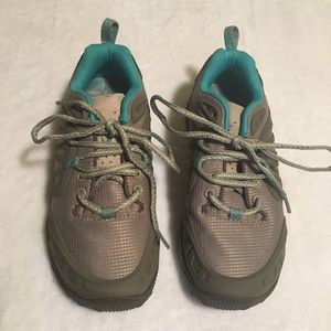 Aluminum Merrell Performance Footwear • Women’s Sz 5.5